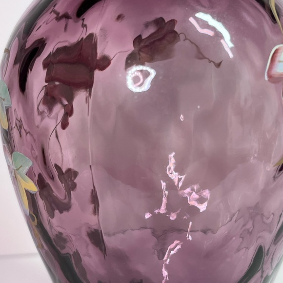 Vintage Fenton Grapes Plum Amethyst Diamond Optic Vase J. Cunningham Art Glass - Picture 16 of 17